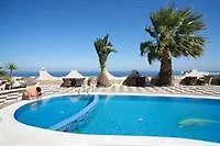 B * Fira (Santorini)