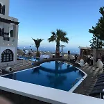 B Lägenhet Fira (Santorini)